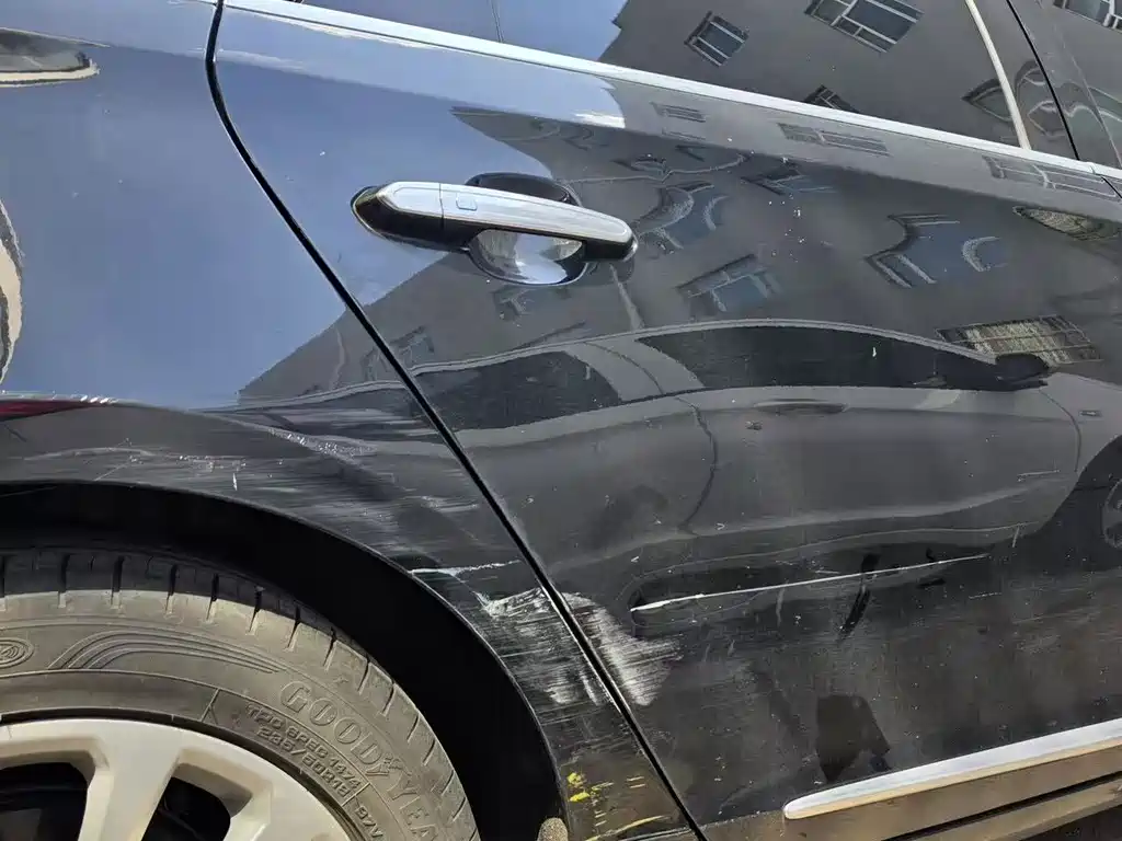 Cadillac XTS — миниатюра 9
