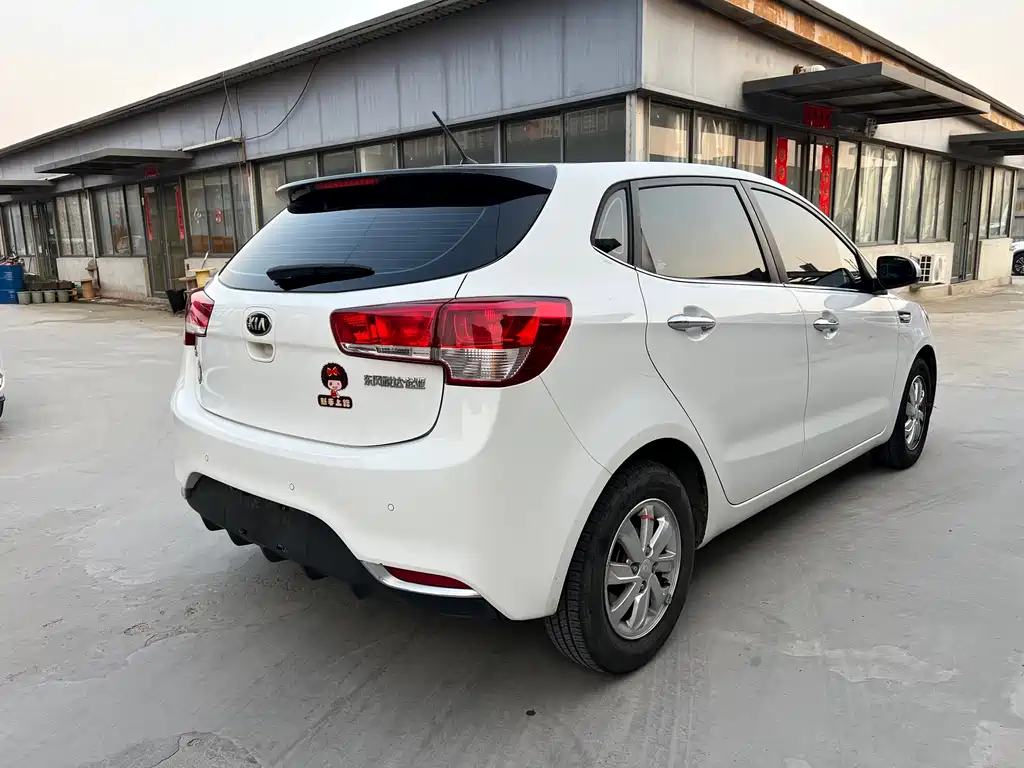 Kia K2 2015 1.4L AT GLS