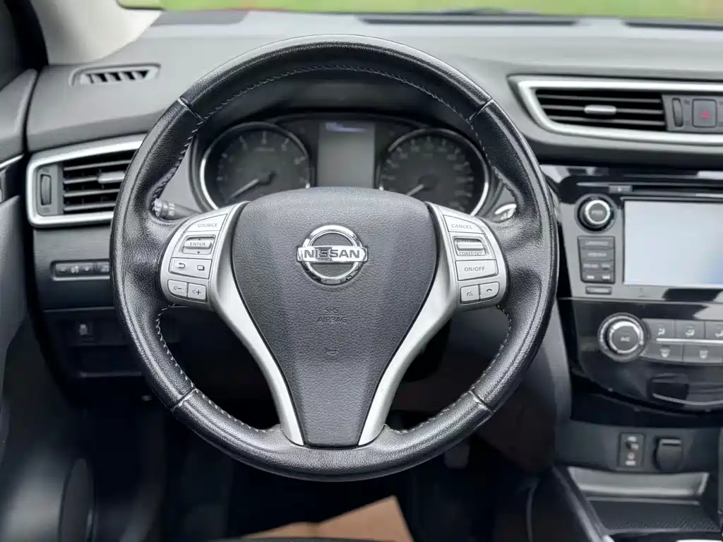 Nissan Qashqai — миниатюра 9