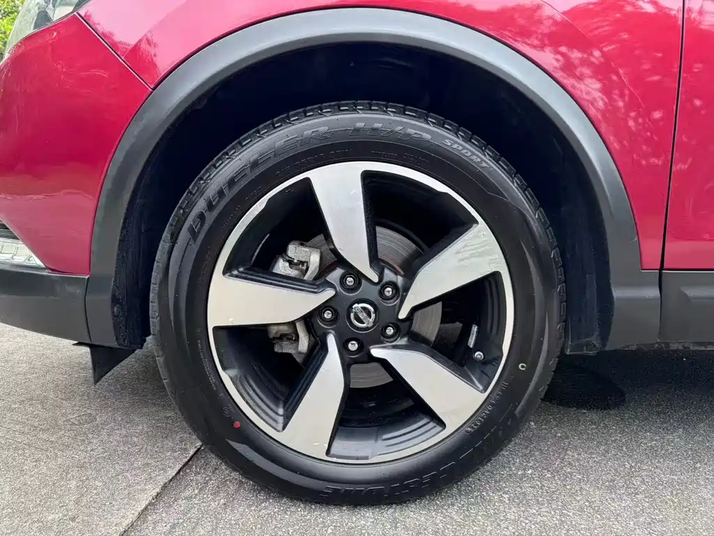 Nissan Qashqai — миниатюра 5