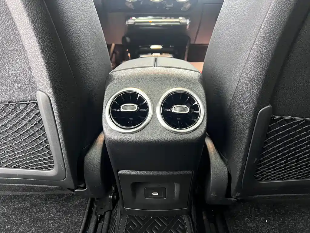 Mercedes-Benz A-Class — миниатюра 15