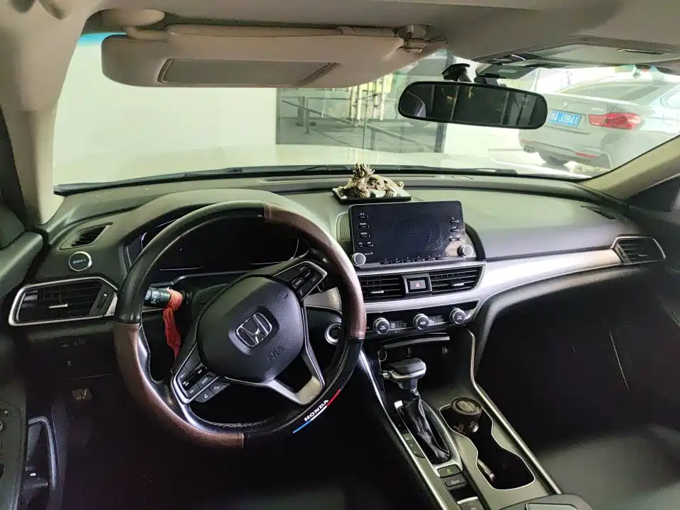 Honda Accord — миниатюра 3