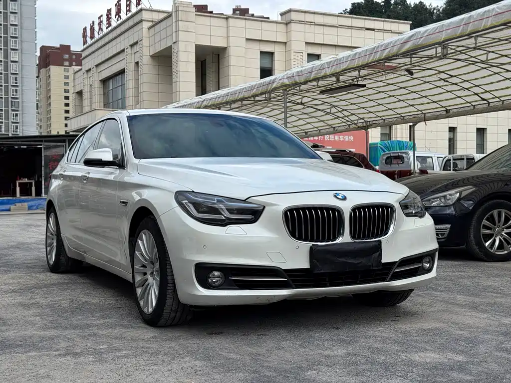 BMW 5 Series GT — миниатюра 3