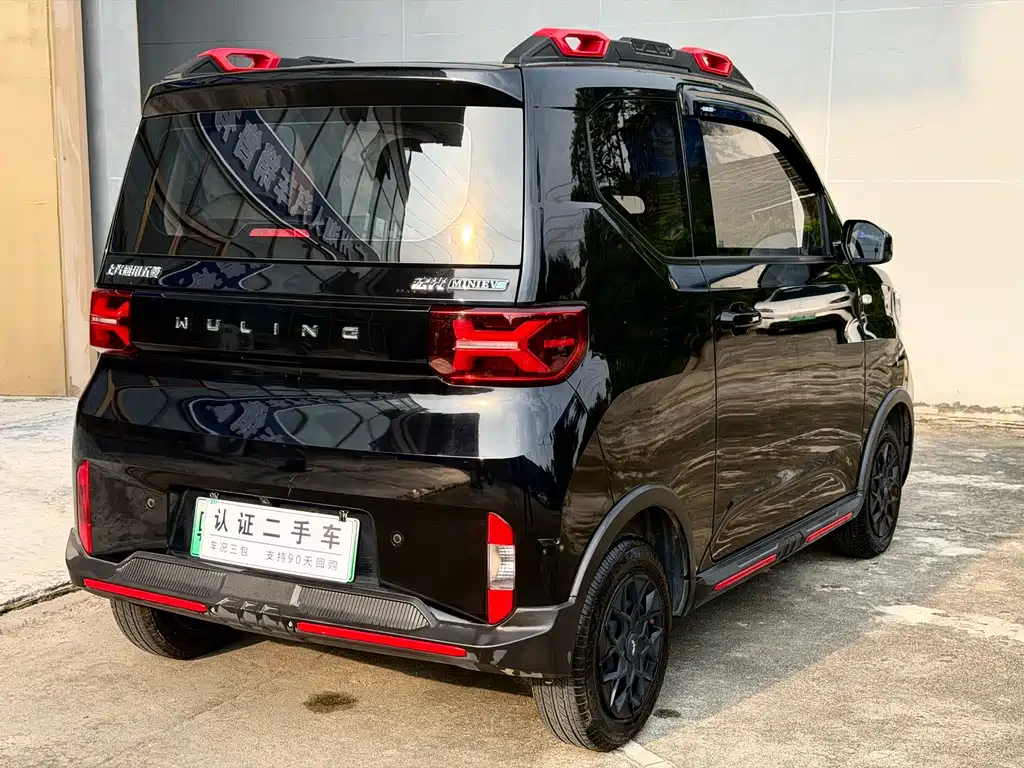 Wuling MINIEV — миниатюра 7