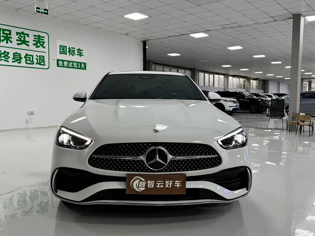 Mercedes-Benz C-Class — миниатюра 2