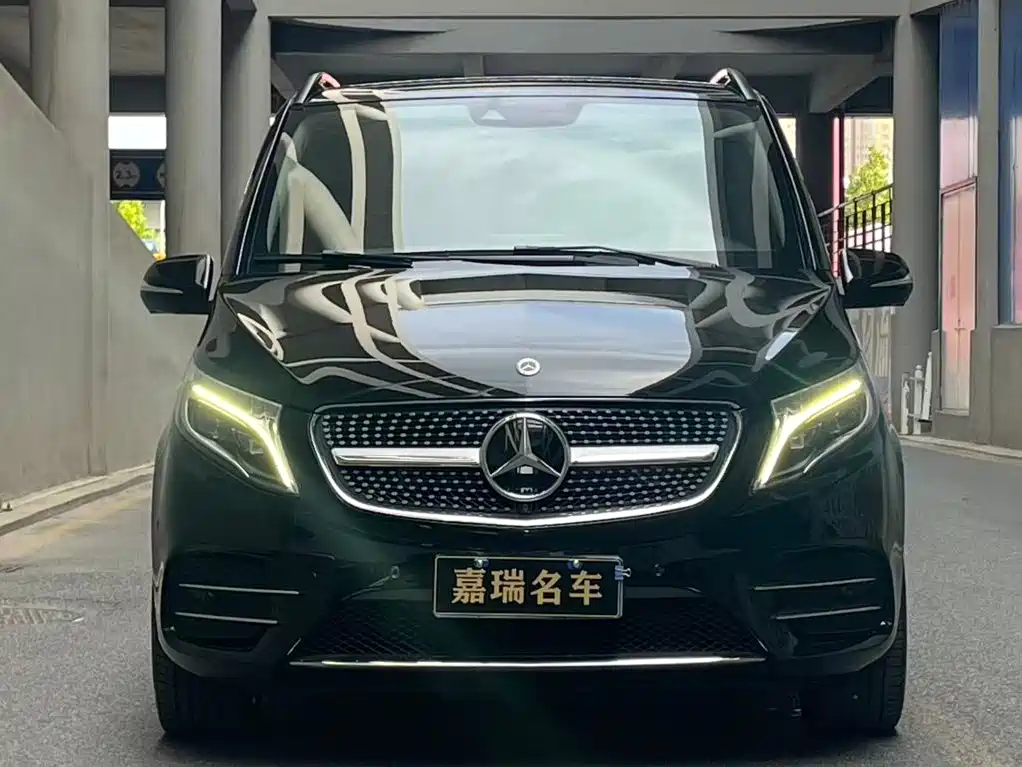 Mercedes-Benz V-Class — миниатюра 2