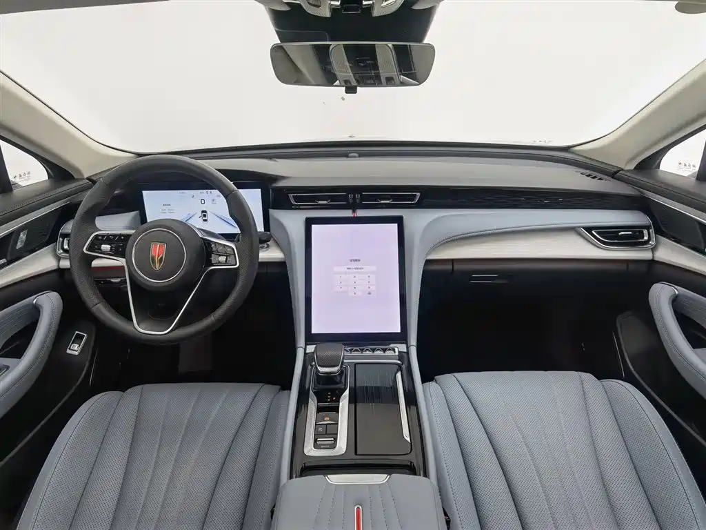 Hongqi H5 PHEV 2025 170