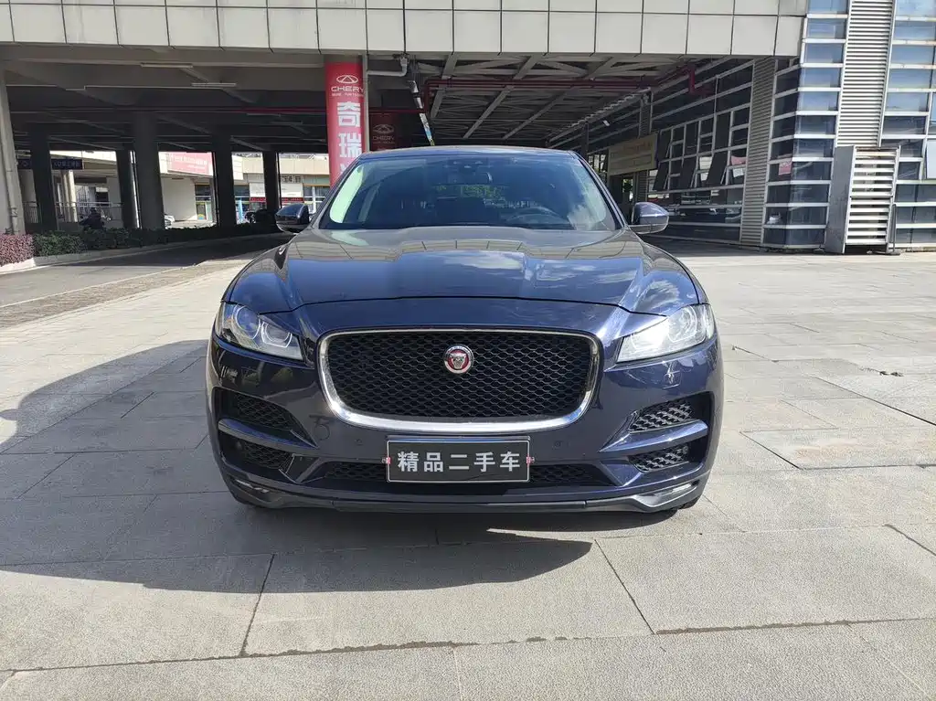 Jaguar F-PACE 2.0T 4WD R-Sport Sport Edition, фото 3