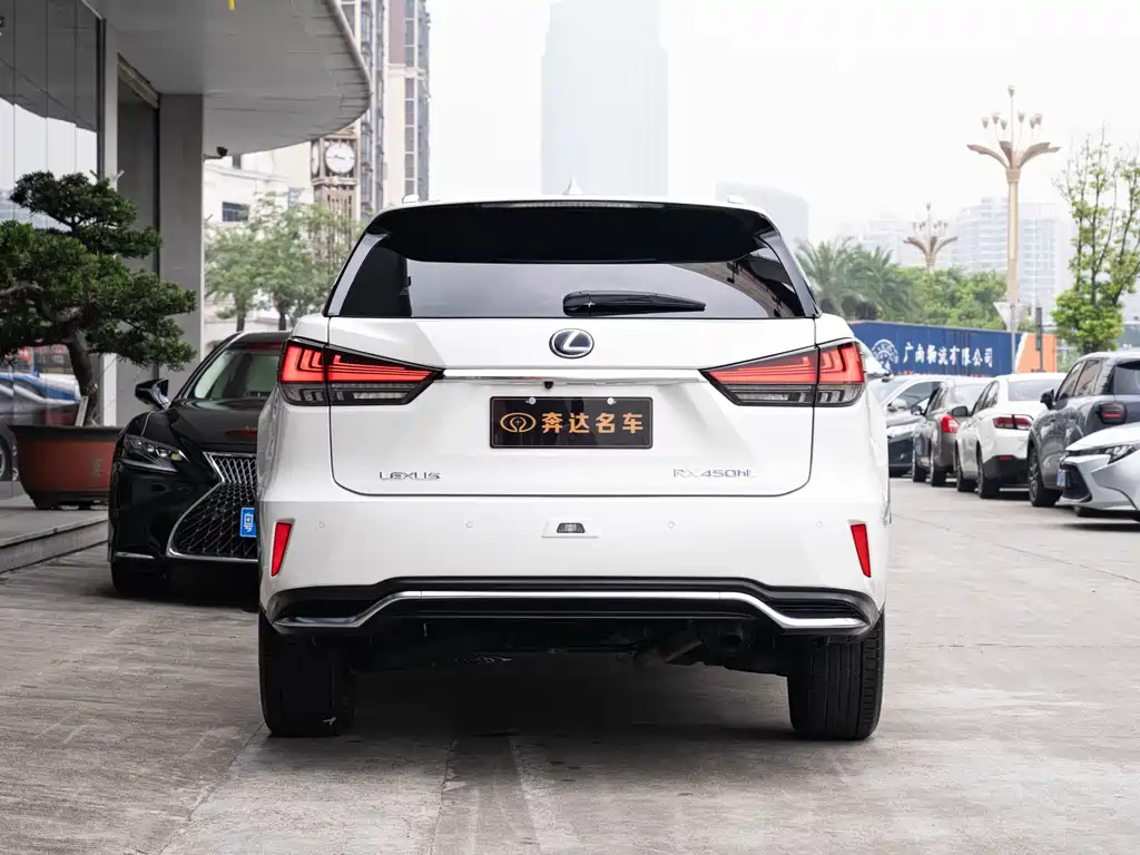 Lexus RX — миниатюра 5