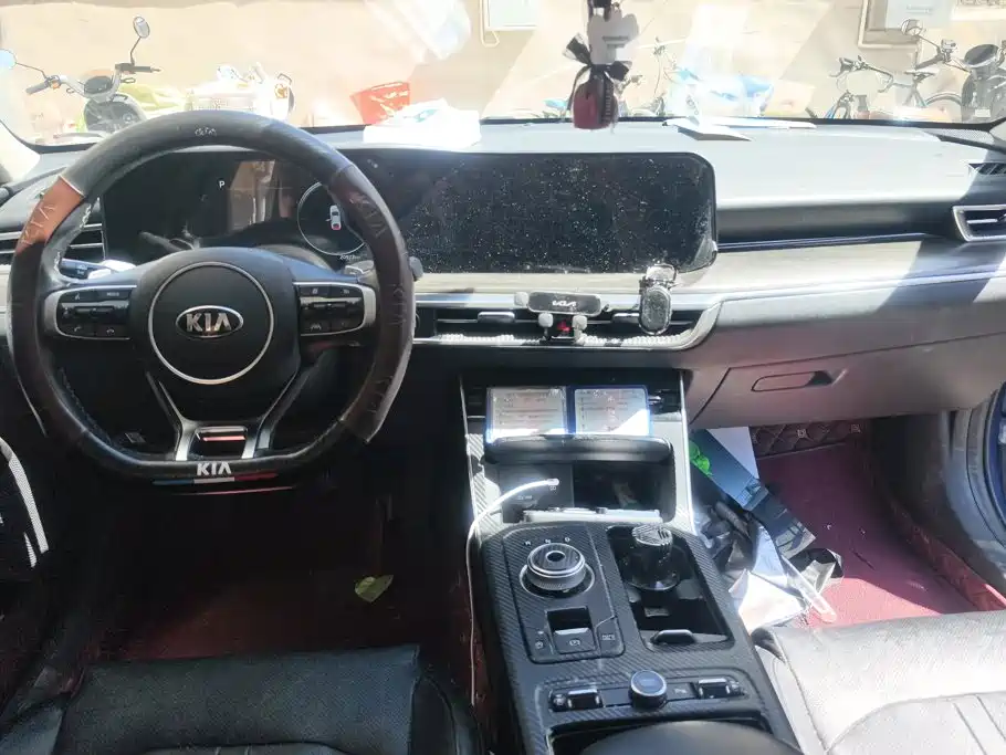 Kia K5 — миниатюра 12