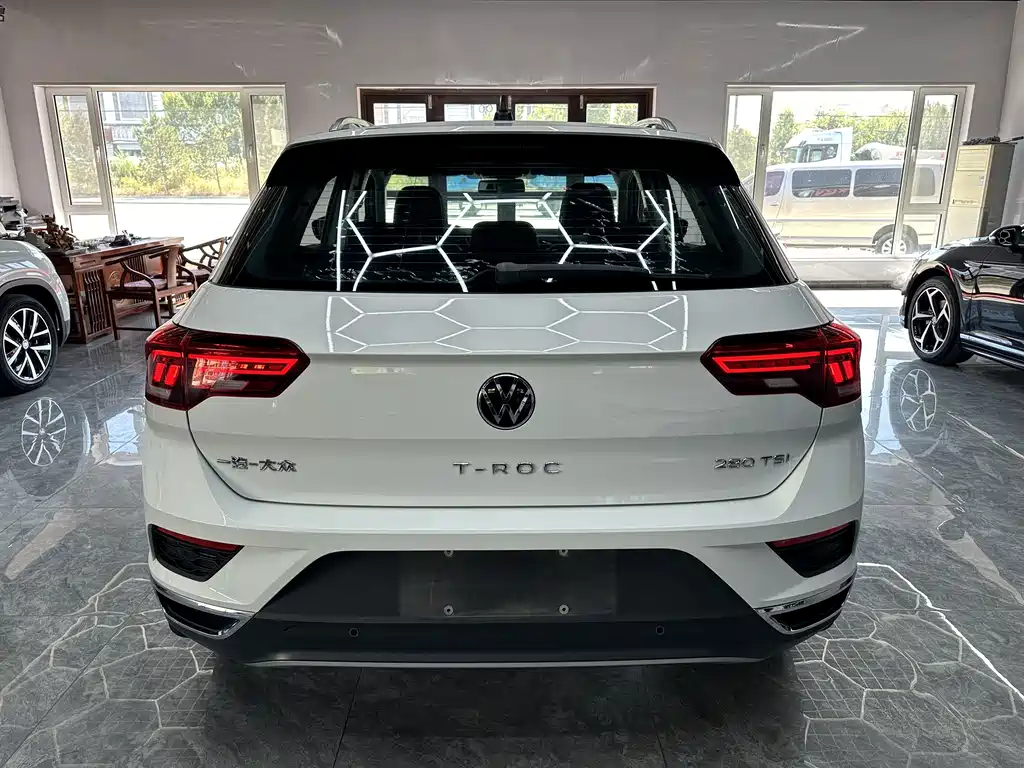 Volkswagen T-Roc — миниатюра 5
