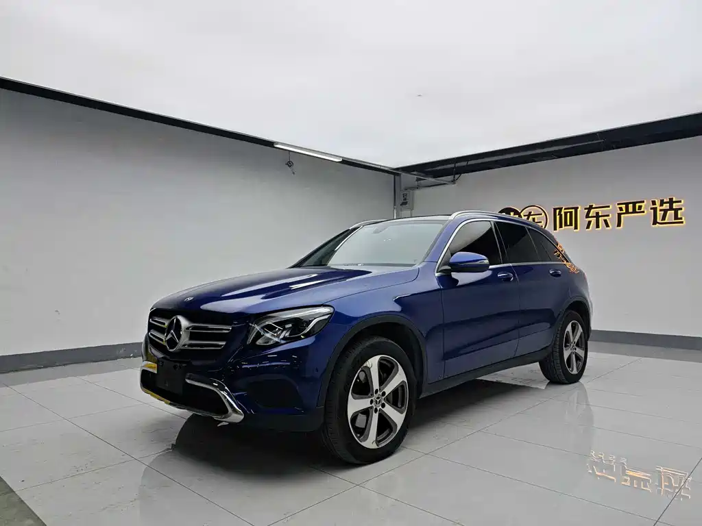MERCEDES-BENZ GLC