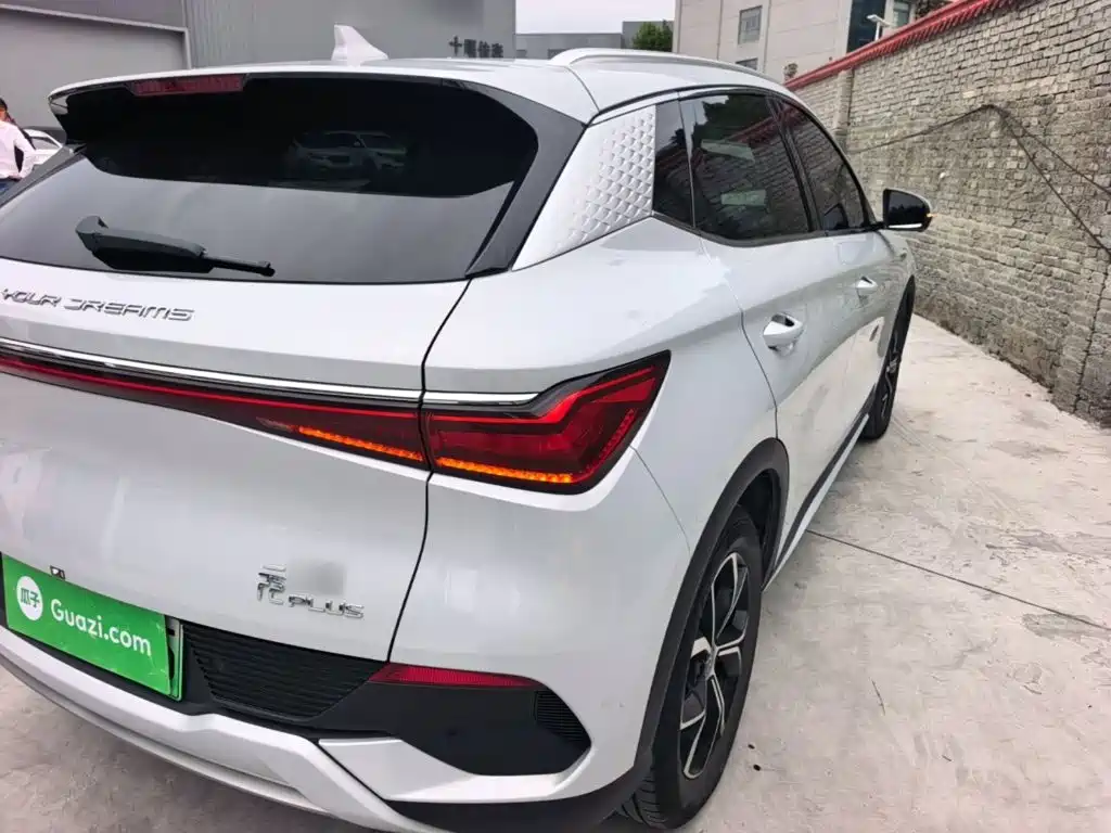 BYD Yuan Plus — миниатюра 8