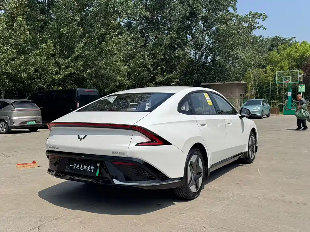 Wuling 五菱E5 — миниатюра 13