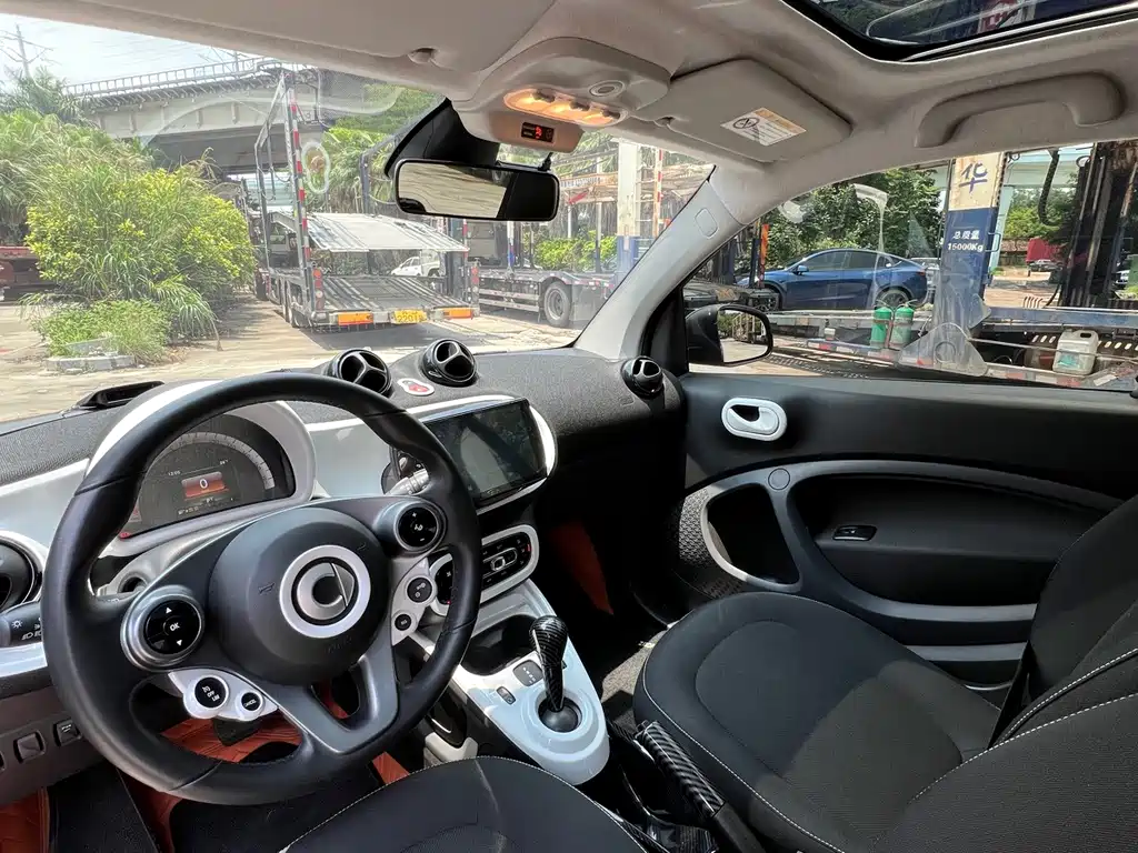 smart Smart Fortwo — миниатюра 5