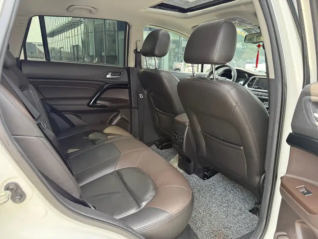 GAC TRUMPCHI GS4 NEW ENERGY