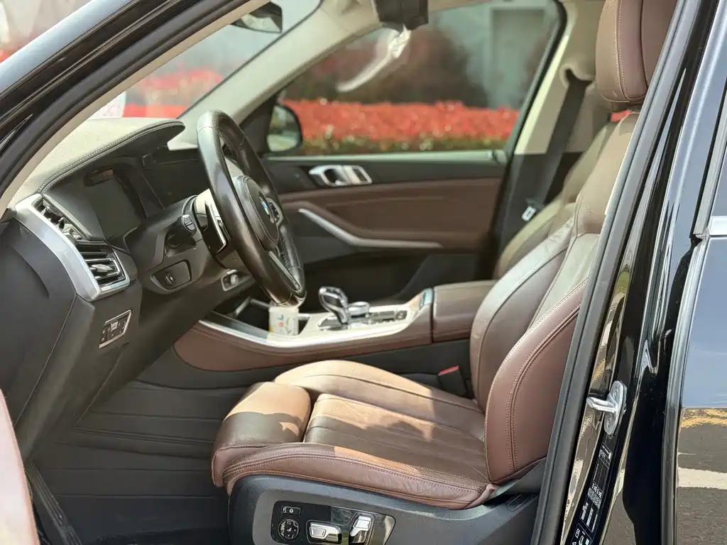 BMW X5 (Import) — миниатюра 7