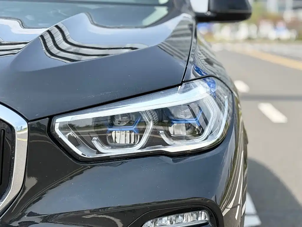 BMW X5 (Import) — миниатюра 4