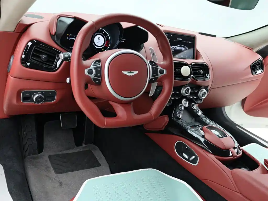 Aston Martin V8 Vantage — миниатюра 4