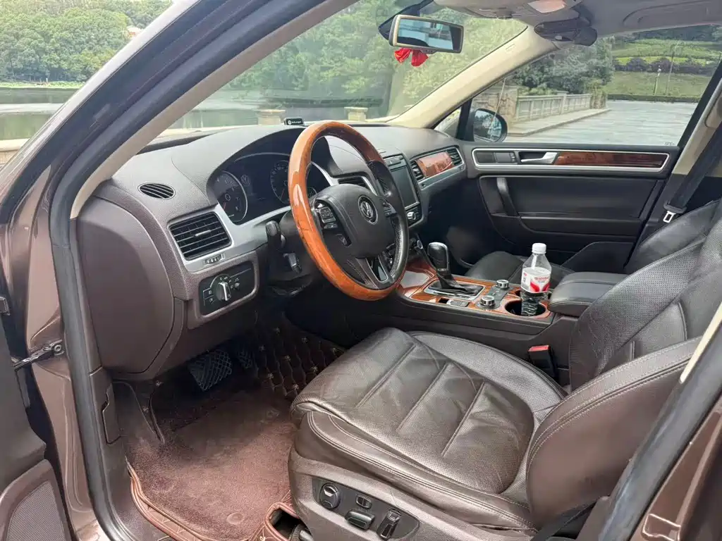 Volkswagen Touareg — миниатюра 7