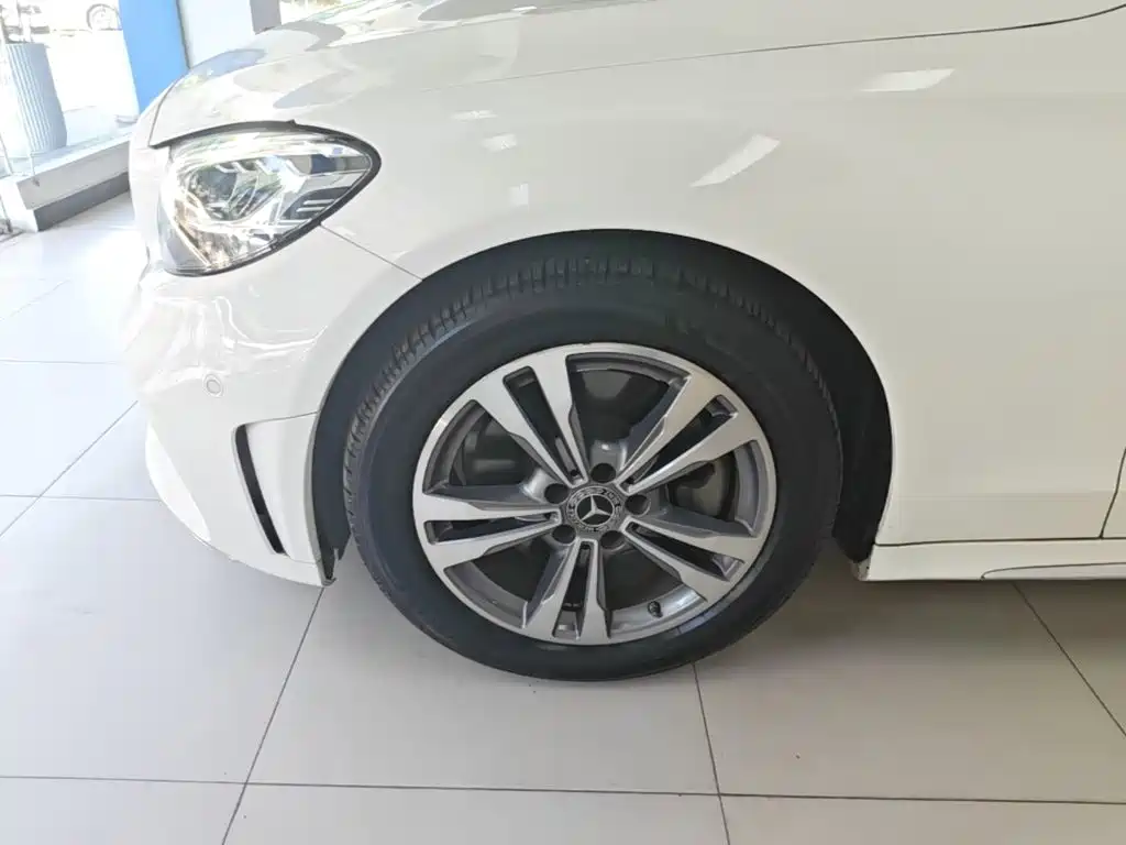 Mercedes-Benz C-Class — миниатюра 23