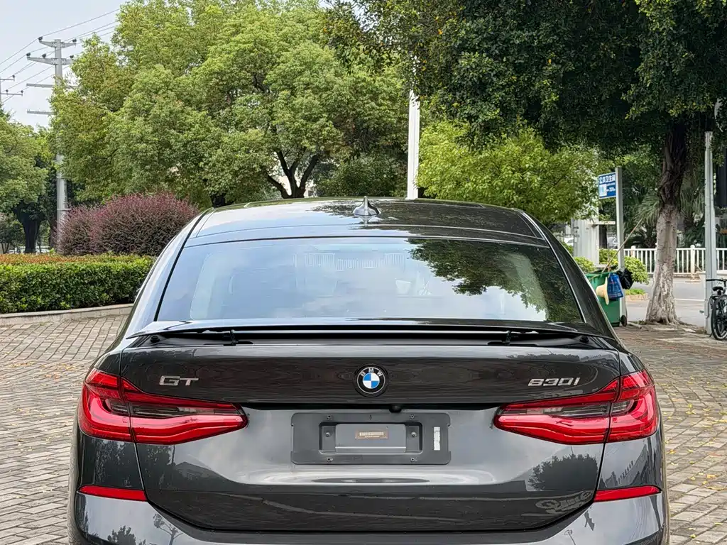 BMW 6 Series GT — миниатюра 5