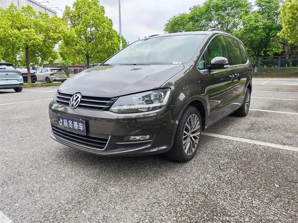 Купить Volkswagen Sharan
