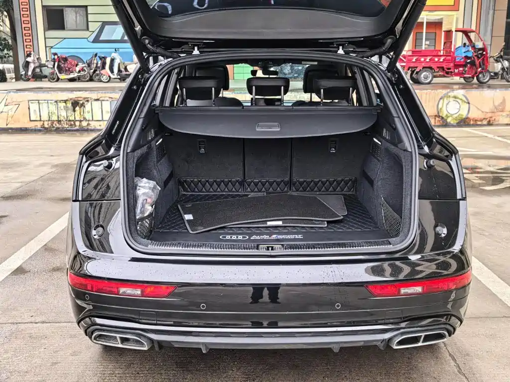 Audi Q5L — миниатюра 13