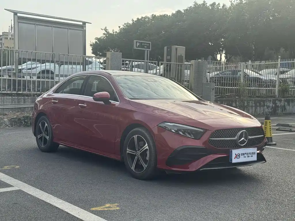 MERCEDES-BENZ A CLASS