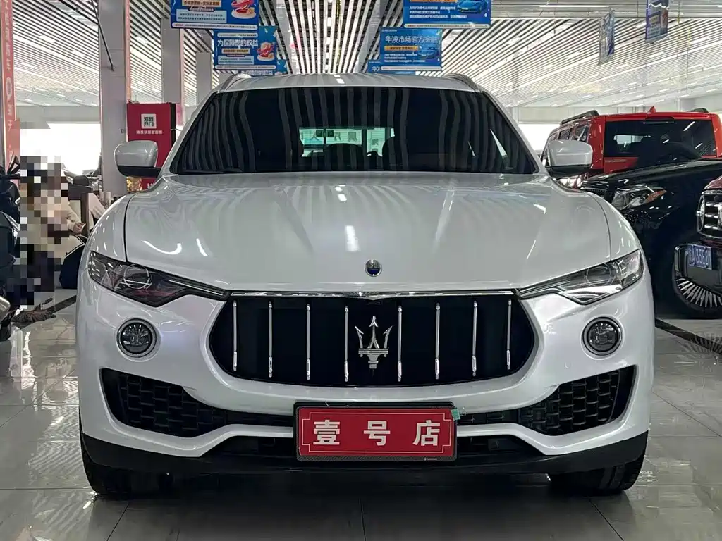 MASERATI LEVANTE