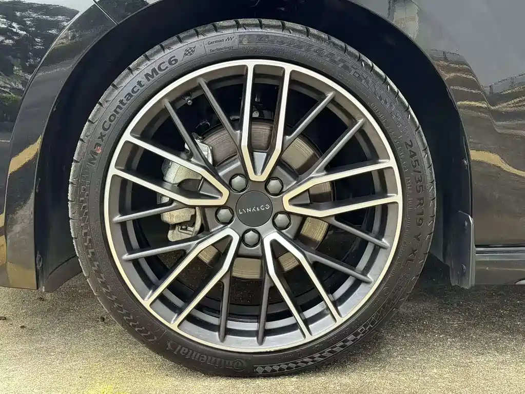 Lynk & Co 03 — миниатюра 8