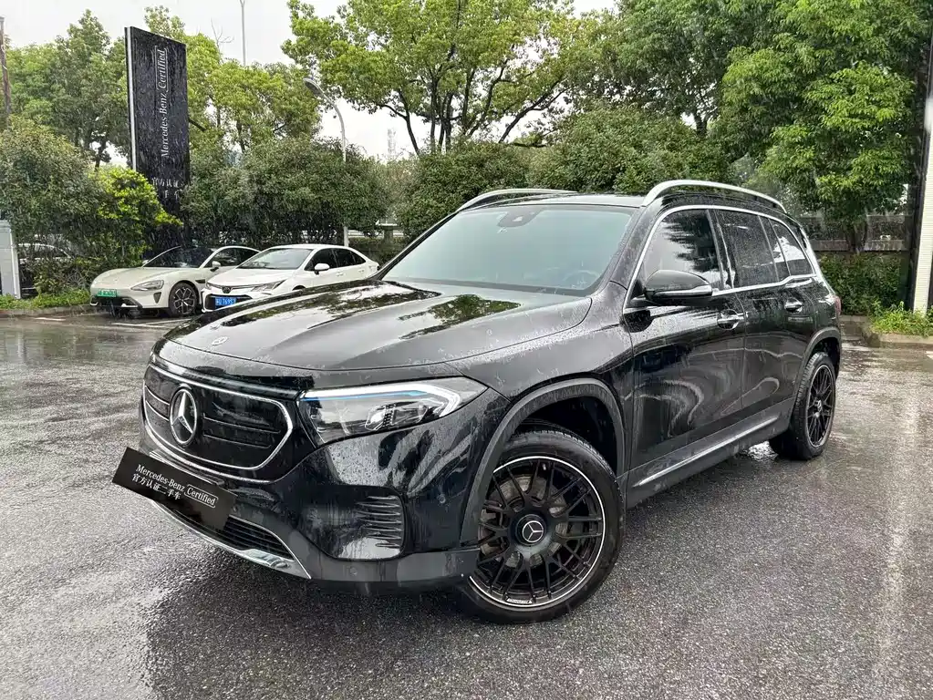 Mercedes-Benz EQB