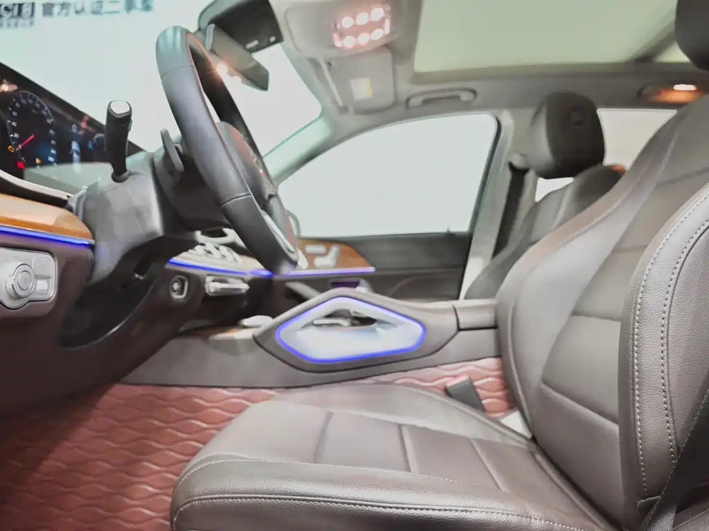 Mercedes-Benz GLE New Energy — миниатюра 7