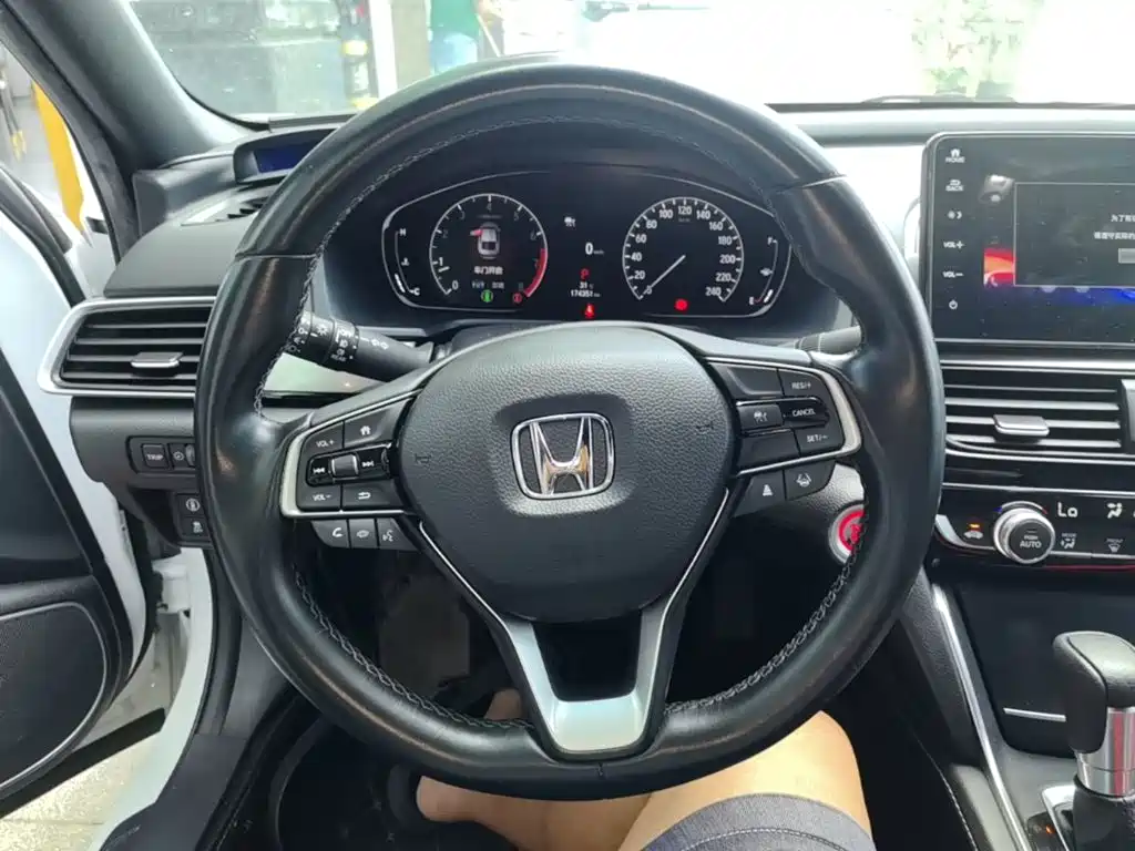 Honda Inspire — миниатюра 11