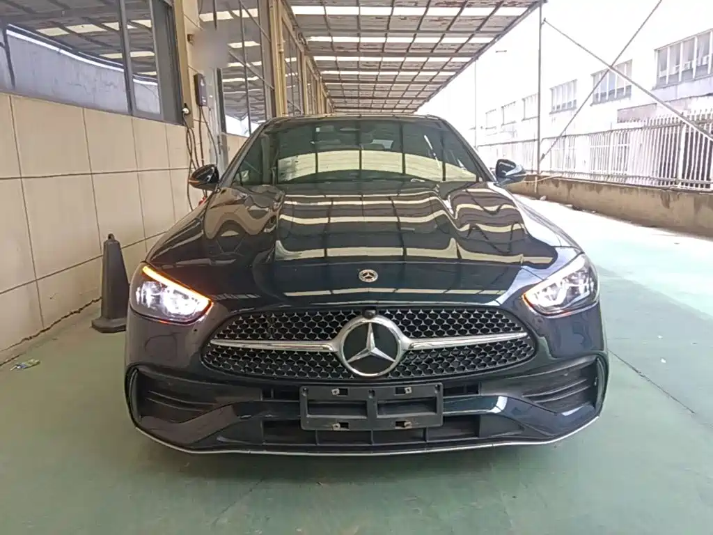 Mercedes-Benz C-Class — миниатюра 3