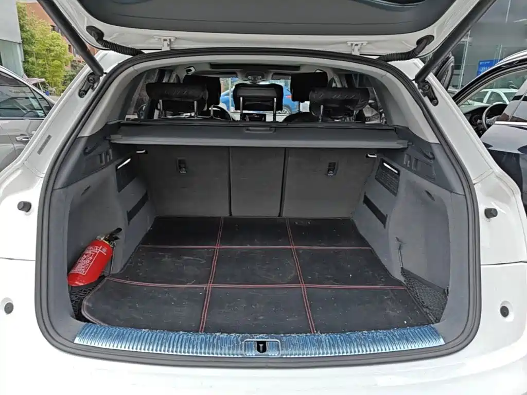 Audi Q5L — миниатюра 19