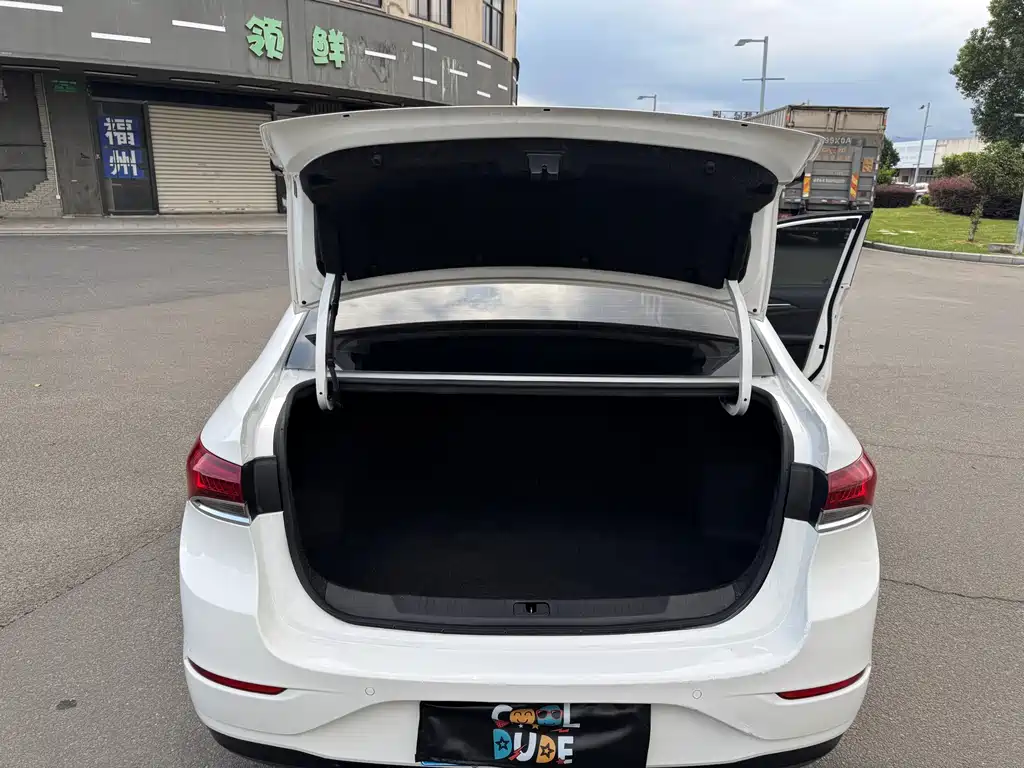 Buick Excelle — миниатюра 14