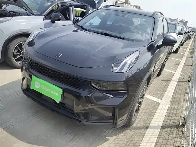 2023 Lynk & Co 01