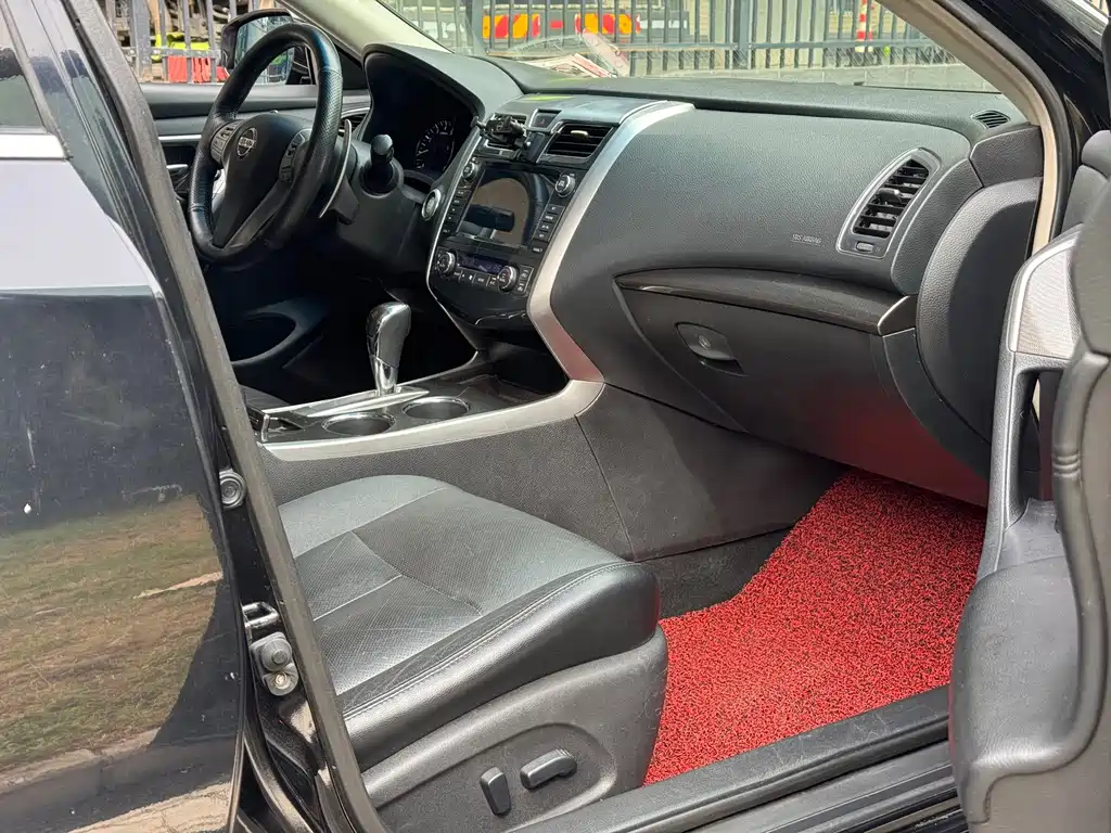 Nissan Teana — миниатюра 11