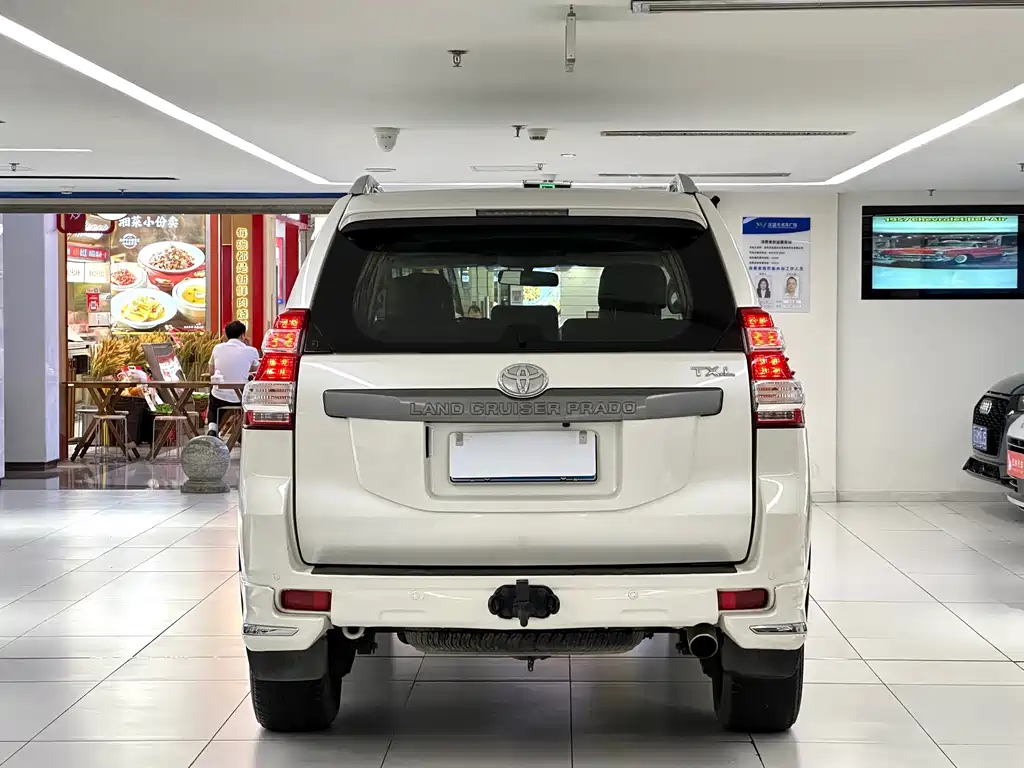 Toyota Prado (Import) — миниатюра 6