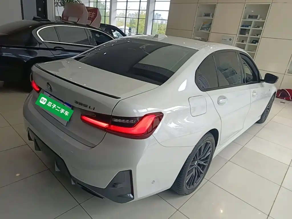 BMW 3 Series — миниатюра 6