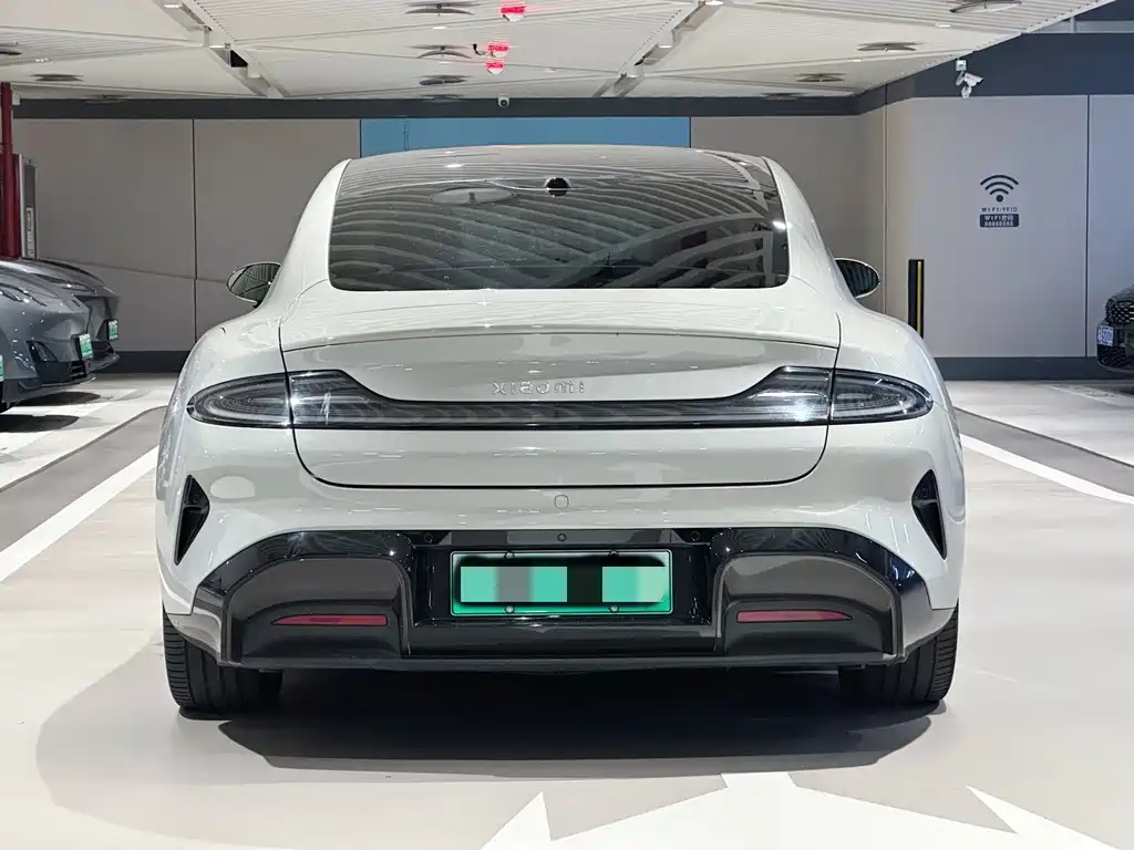 Xiaomi SU7 — миниатюра 5