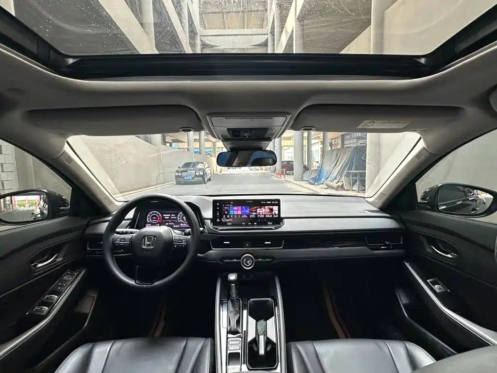 Honda Inspire — миниатюра 11