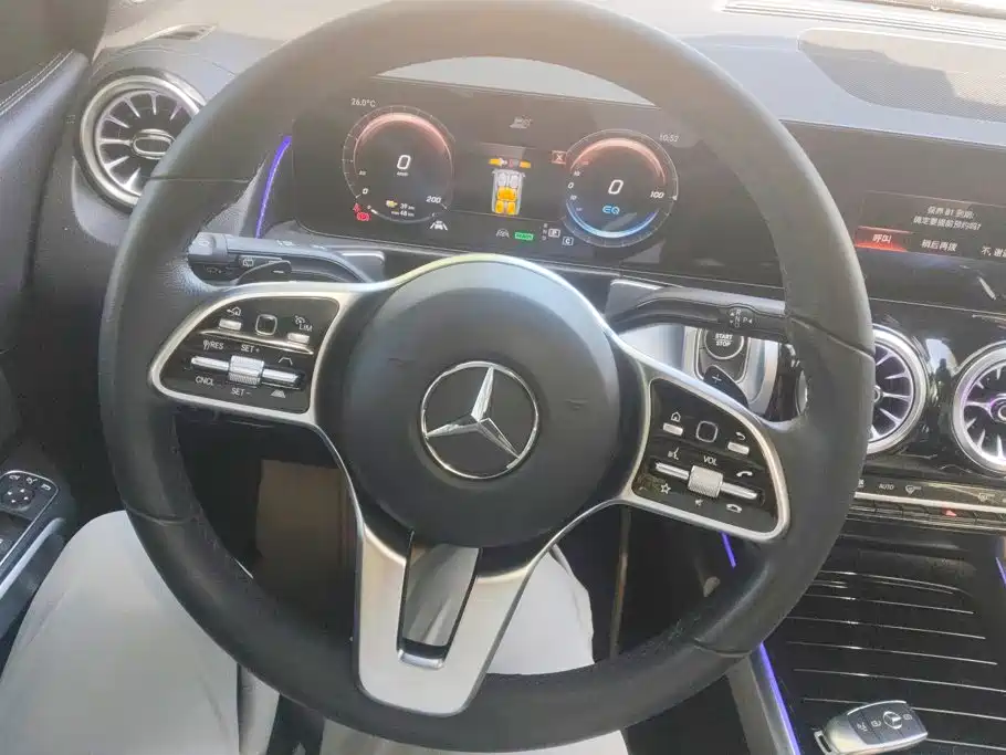 Mercedes-Benz EQB — миниатюра 15