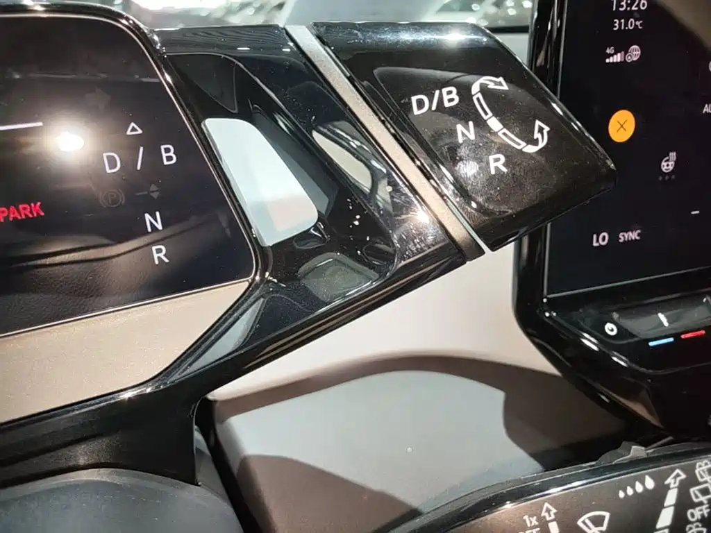 Volkswagen ID.3 — миниатюра 14