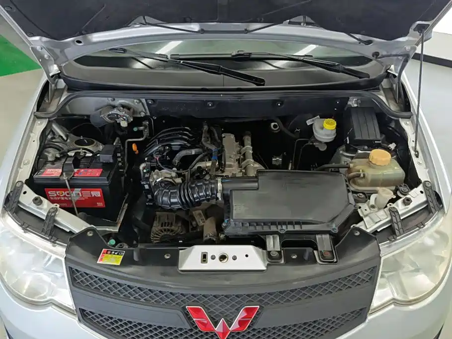 Wuling Hongguang — миниатюра 10