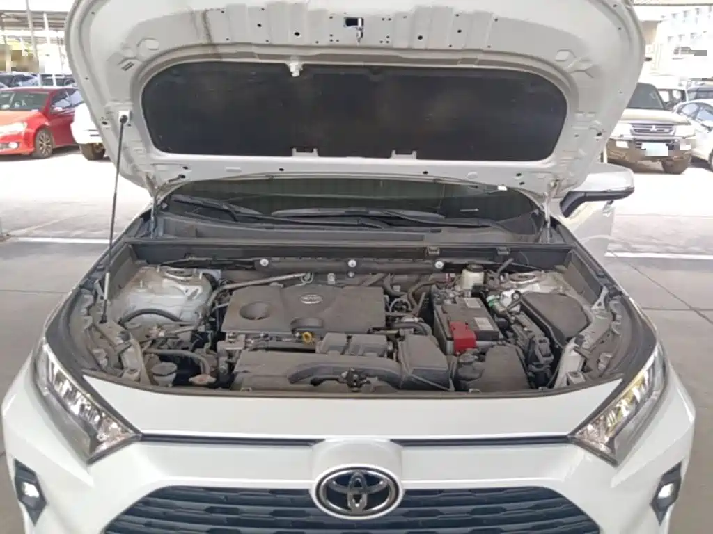 Toyota RAV4 — миниатюра 20