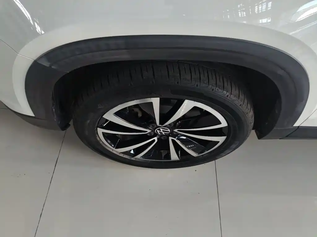 Volkswagen Tharu — миниатюра 23