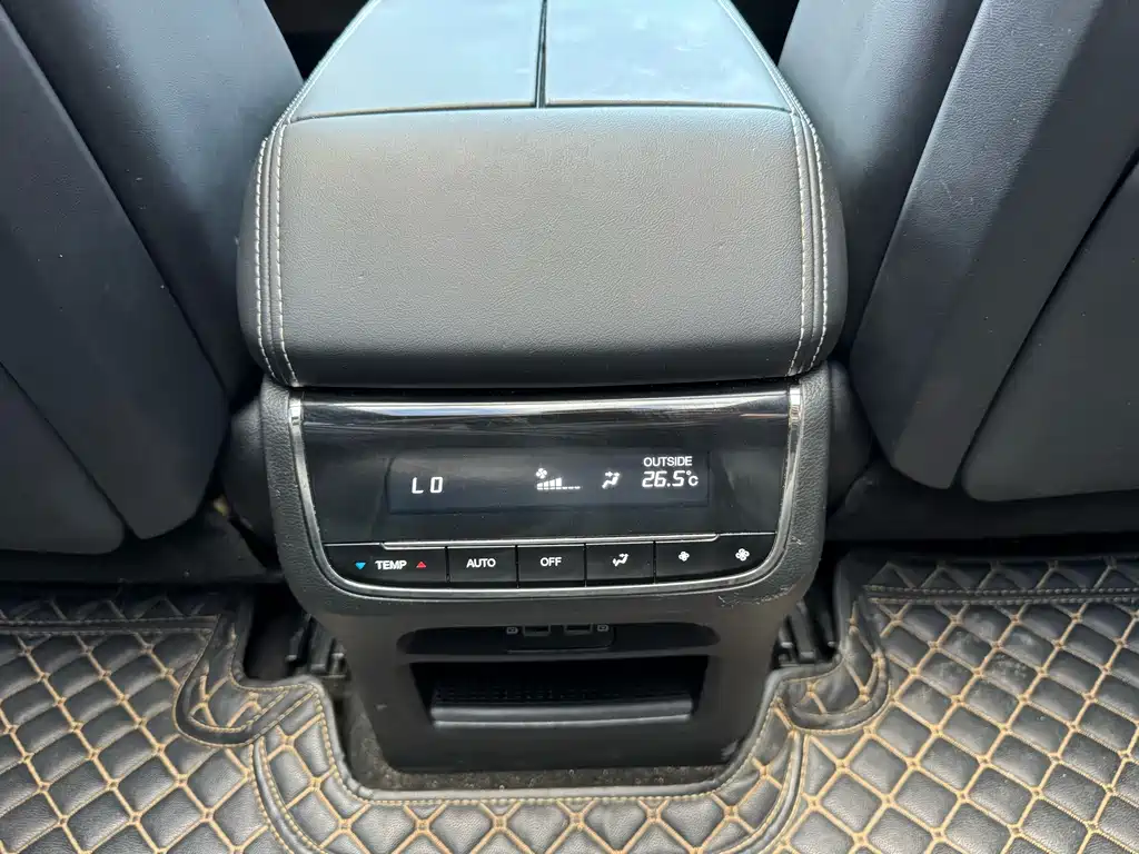GAC Motor Trumpchi GS8 — миниатюра 21