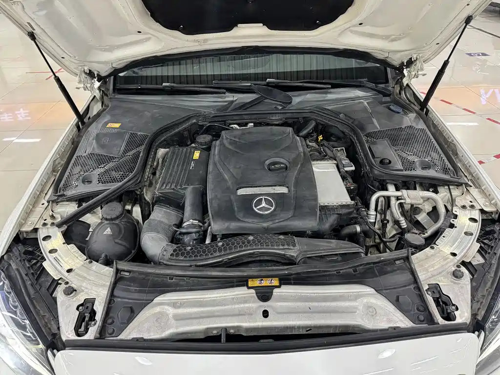 MERCEDES-BENZ C CLASS